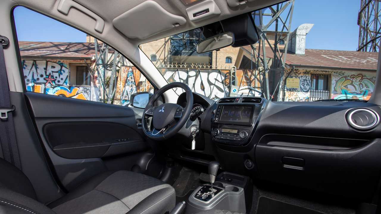 Mitsubishi Space Start, prova su strada