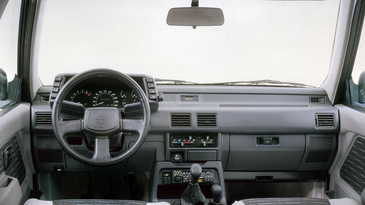 Opel Frontera feiert 30. Geburtstag