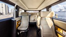 Der ID.Buzz AD soll ab 2025 vom Ridepooling-Anbieter Moia genutzt werden (Bild: Innenraum eines Moia-Sammeltaxis)