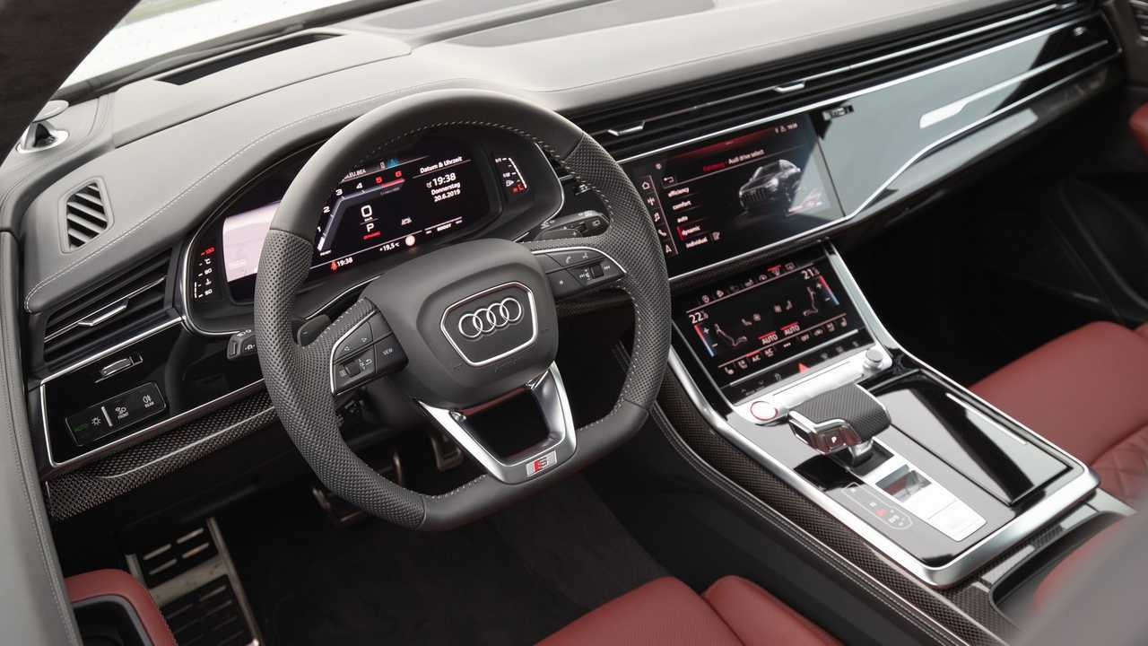 Audi SQ8 TDI, la prova su strada