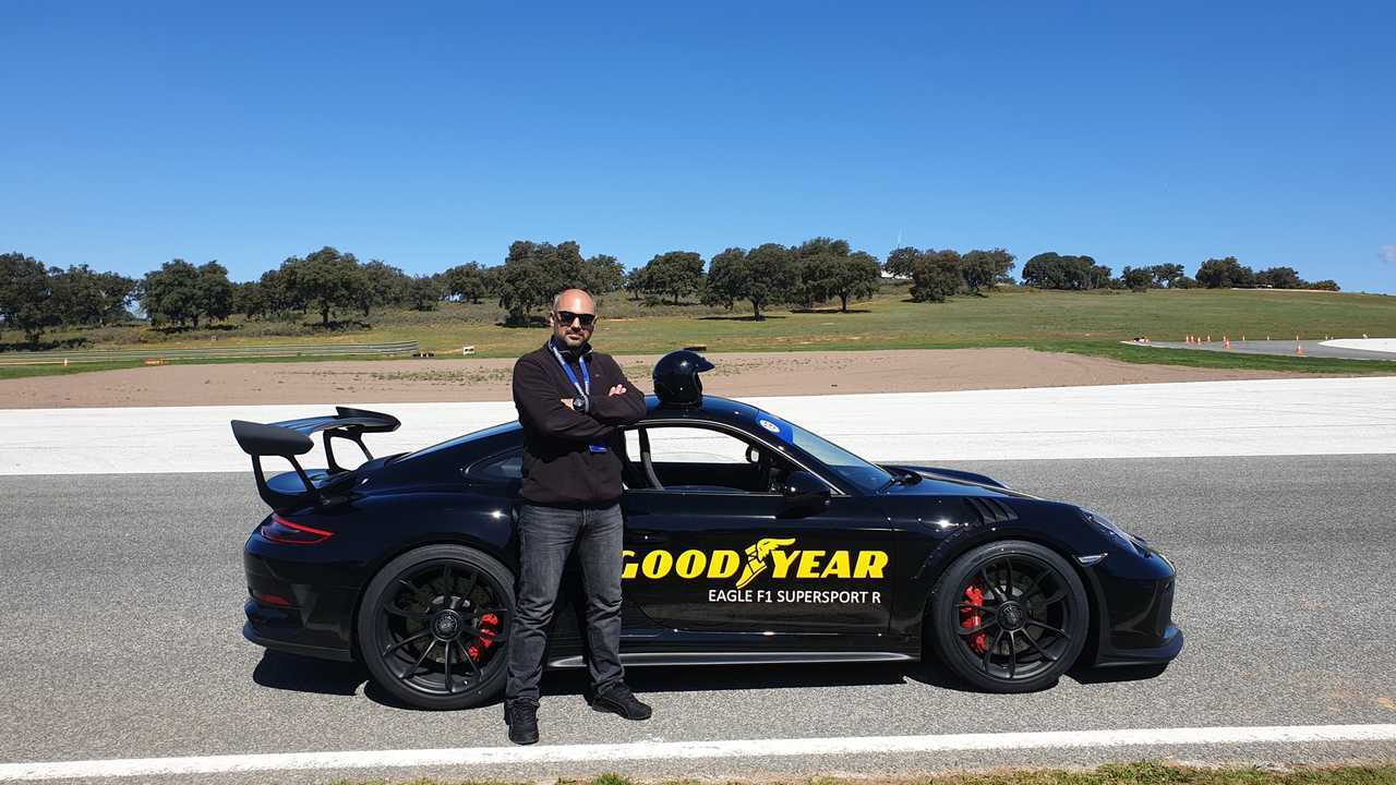Ali Çelik Porsche 911 ile Goodyear'ın Yeni Lastiklerini Test Ediyor