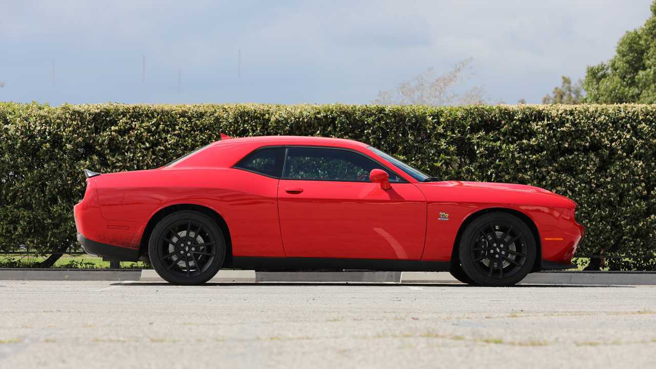 2019 Dodge Challenger R / T Scat Pack 1320 Angry Bee