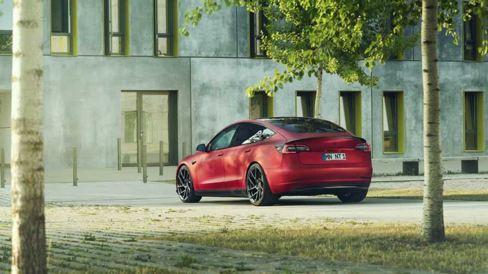 Tesla Model 3 by Novitec