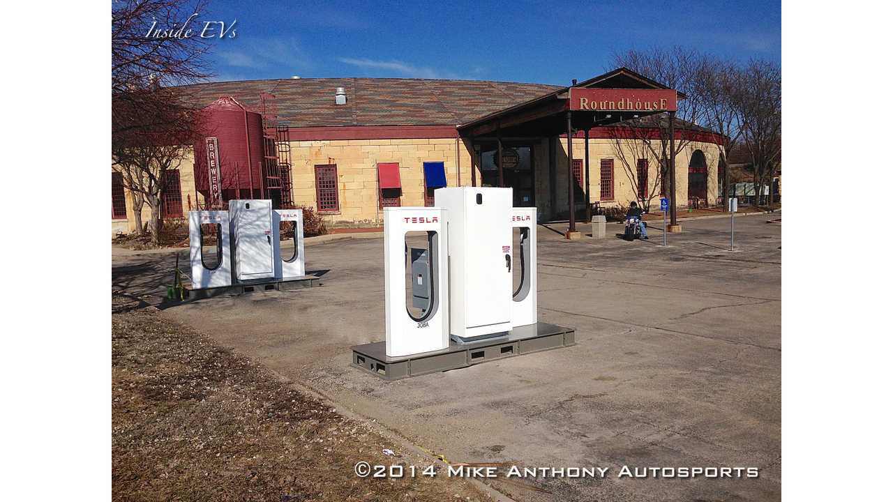 Tesla Supercharger In Aurora Replaced By 4 High Power Wall Connectors