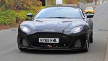 Aston Martin DBS Superleggera Volante Casus Fotoğrafları