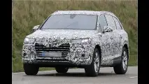 Audi Q7 mit weniger Tarnung erwischt