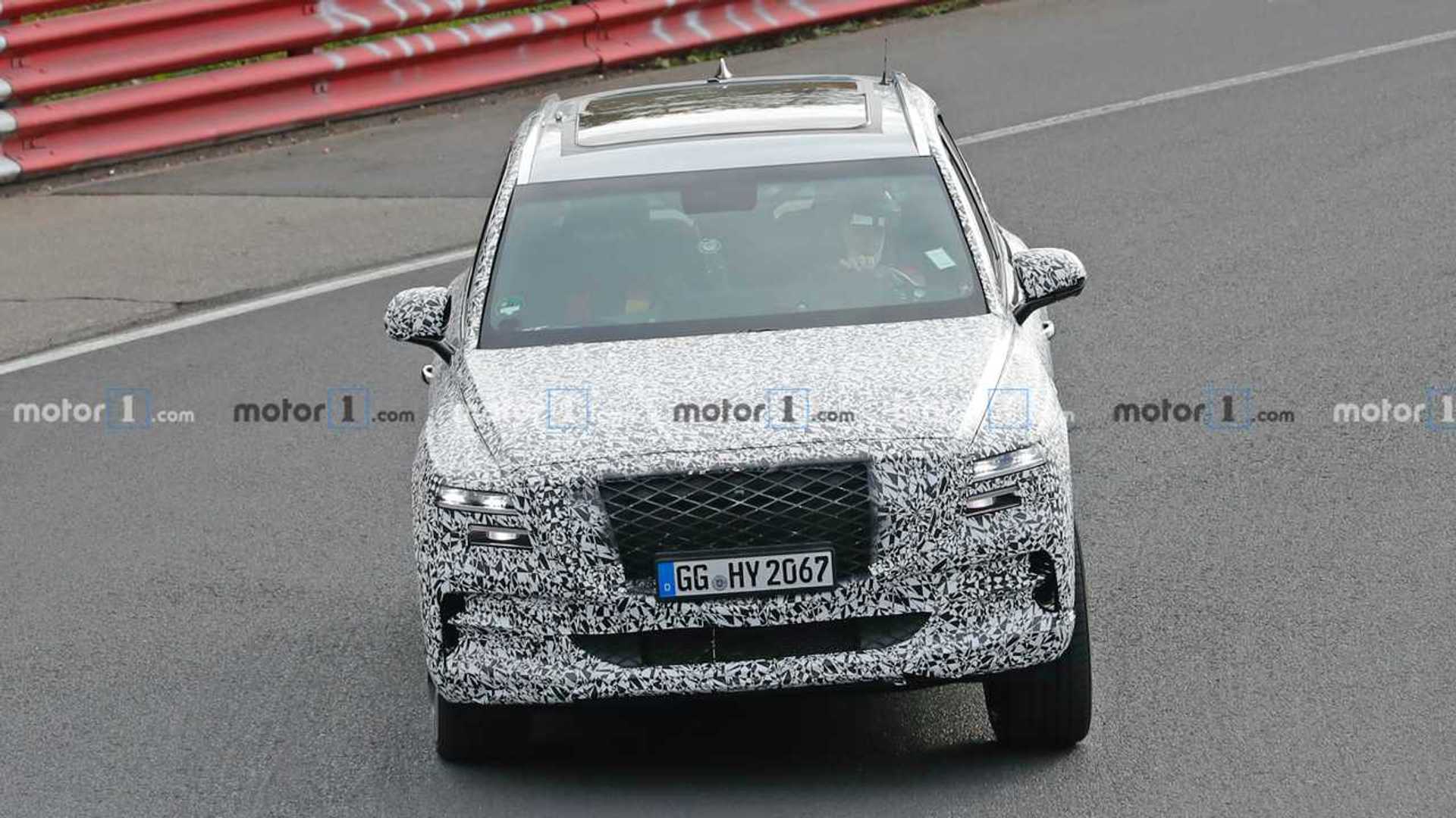 Genesis GV80 Spy Photos