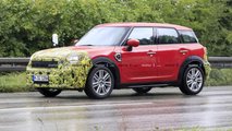 Makyajlı Mini Countryman Casus Fotoğraflar