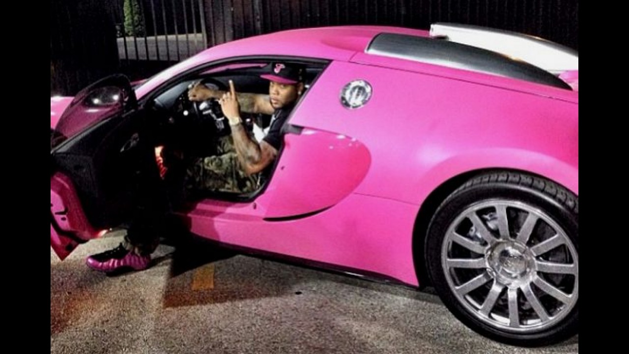 Bugatti Veyron do rapper Flo Rida ganha pintura rosa