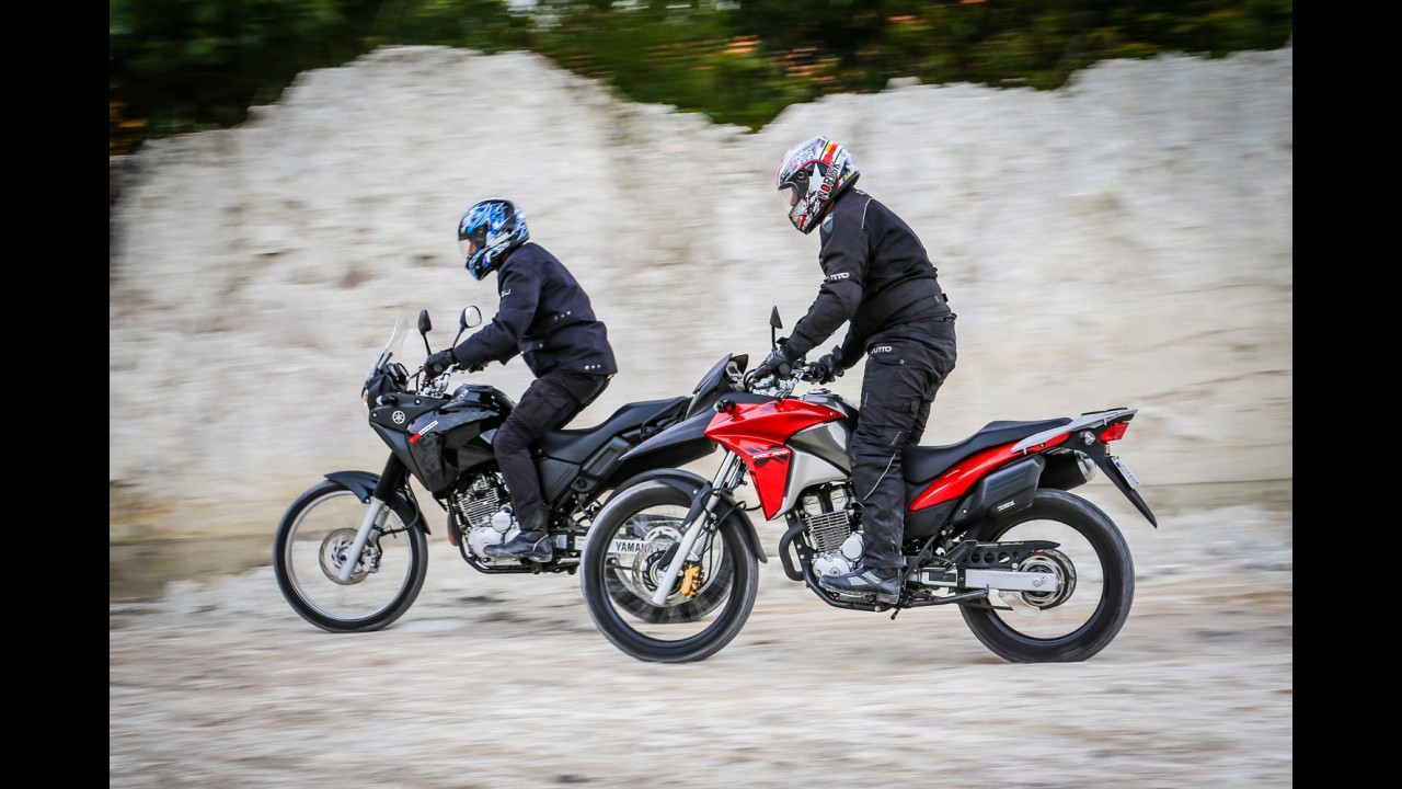 Avaliação: Honda XRE 300, agora flex, encara Yamaha Ténéré 250