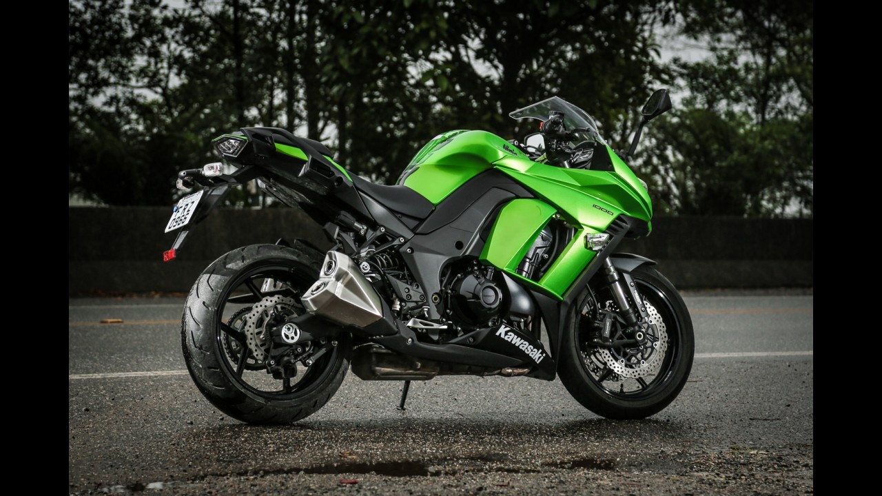 Avaliação: Kawasaki Ninja 1000 2015 empolga estradeiros de "mão cheia"