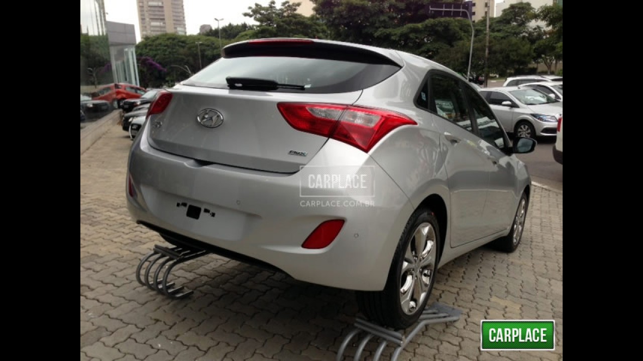 Em queda livre: novo Hyundai i30 já pode ser encontrado por R$ 66.990