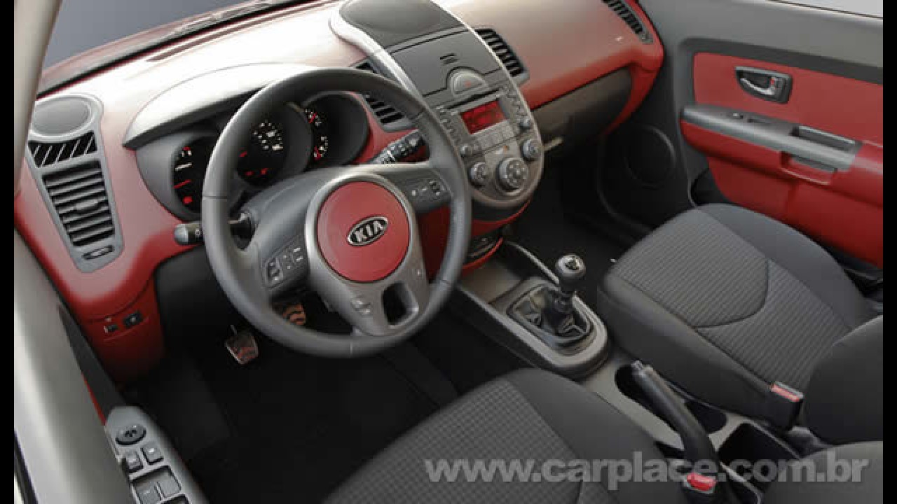 Novo Kia Soul assume liderança do segmento nos EUA - Modelo chega em breve ao Brasil