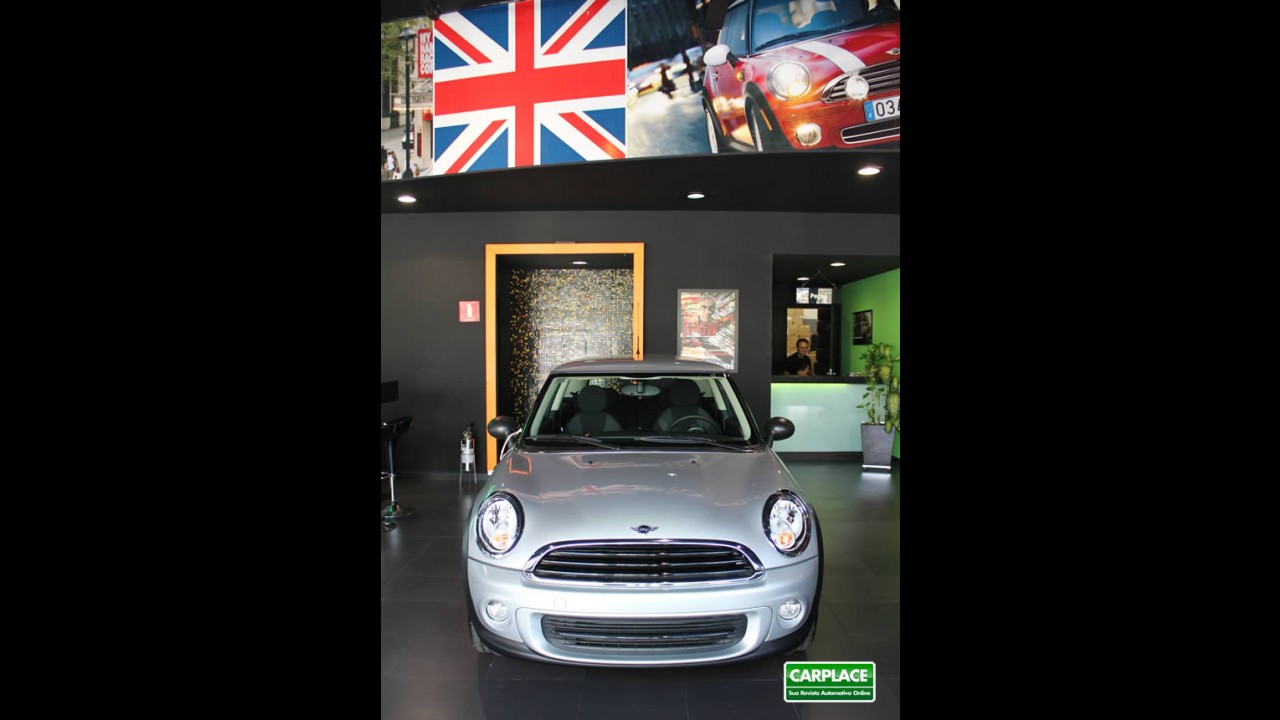 Dirigimos o MINI One - Confira as impressões iniciais ao volante