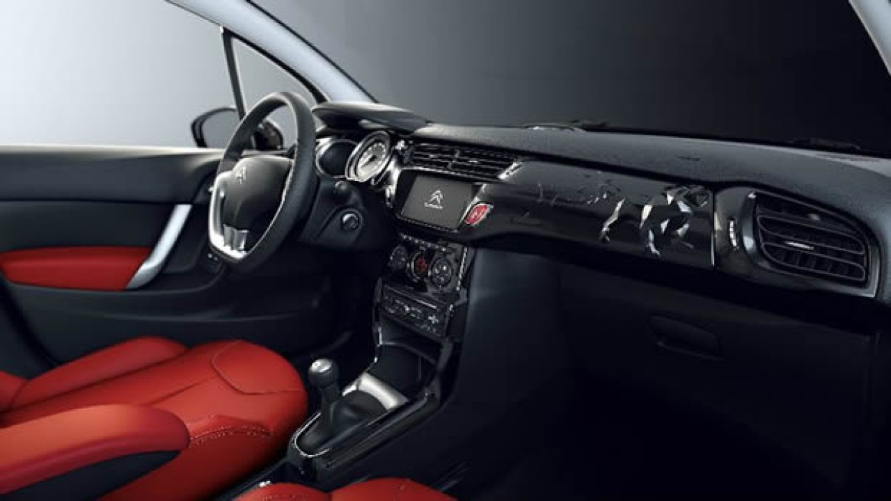 Citroën apresentará versão C3 Red Block em Genebra