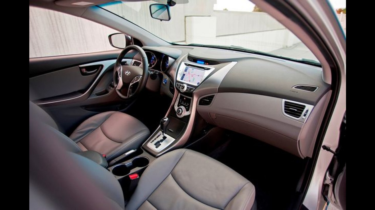 Com vendas em baixa, Elantra 2.0 Flex já é oferecido por R$ 79.980