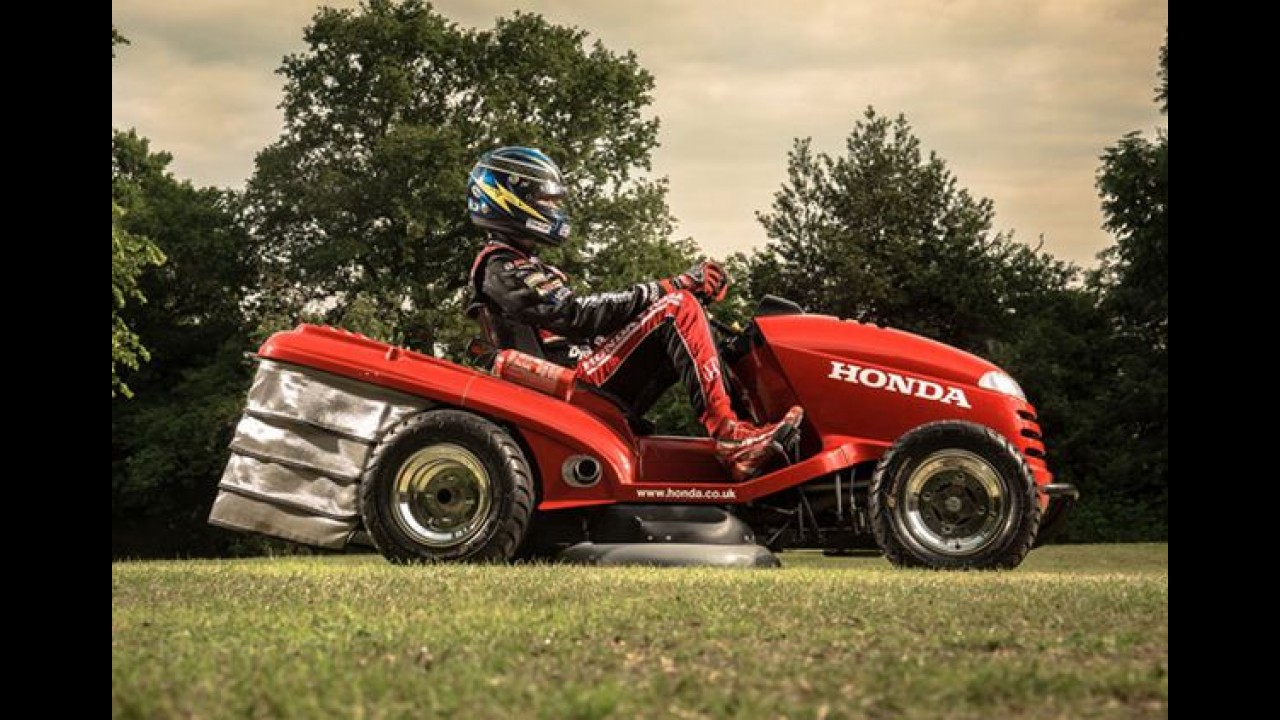 Mais veloz do mundo: cortador de grama da Honda chega a 187 km/h!