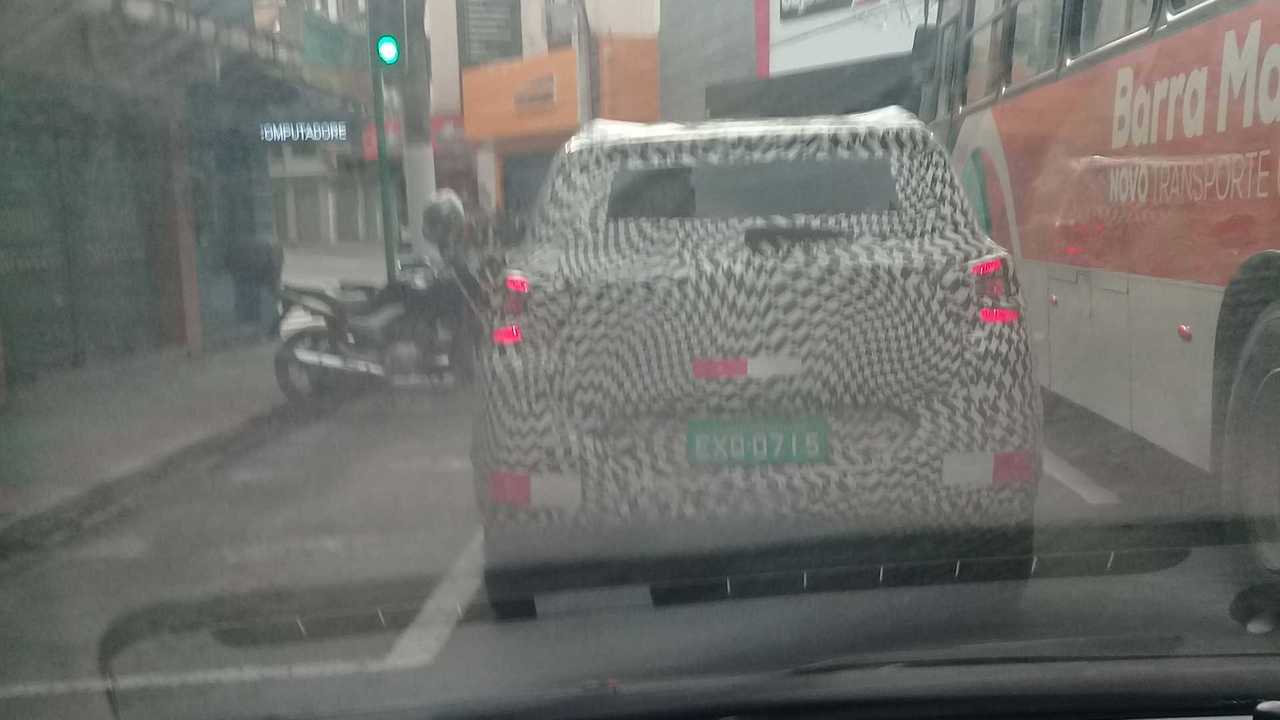 flagra citroen c3 sporty brasil (1)