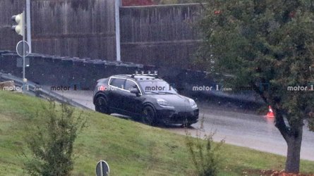 Porsche Macan Elektro (2022) auf ersten Erlkönigbildern