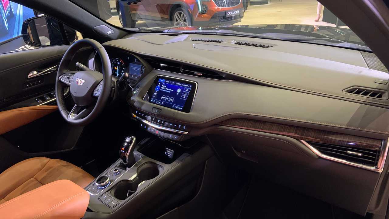 Cadillac XT4 - Russian Launch