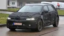2022 Hyundai Ioniq 5 new spy photo (front three-quarters)