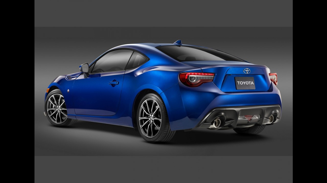 Toyota GT 86 2017 ganha visual reestilizado e irá substituir o Scion FR-S