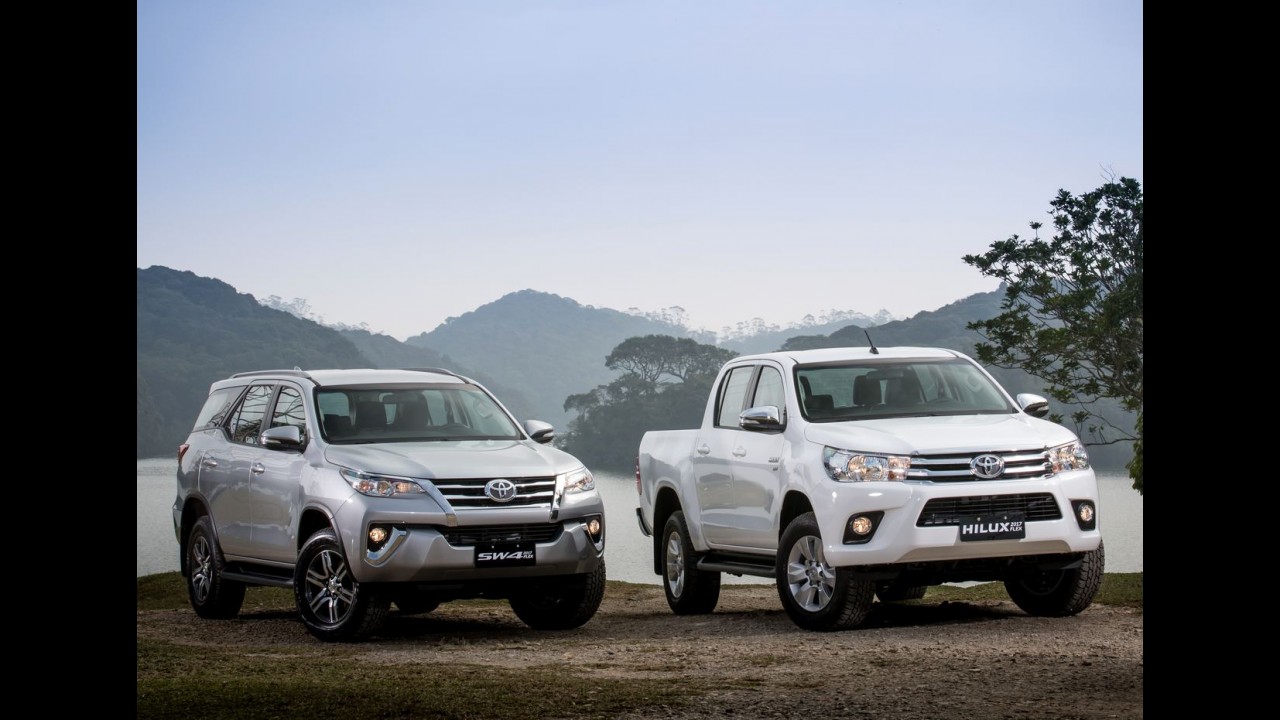 Volta rápida: Hilux Flex ganha câmbio AT de seis marchas, mas tropeça no consumo