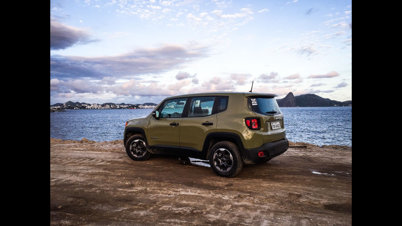 Teste CARPLACE: Renegade 4x4 encara pista e off-road em 1.000 km de viagem