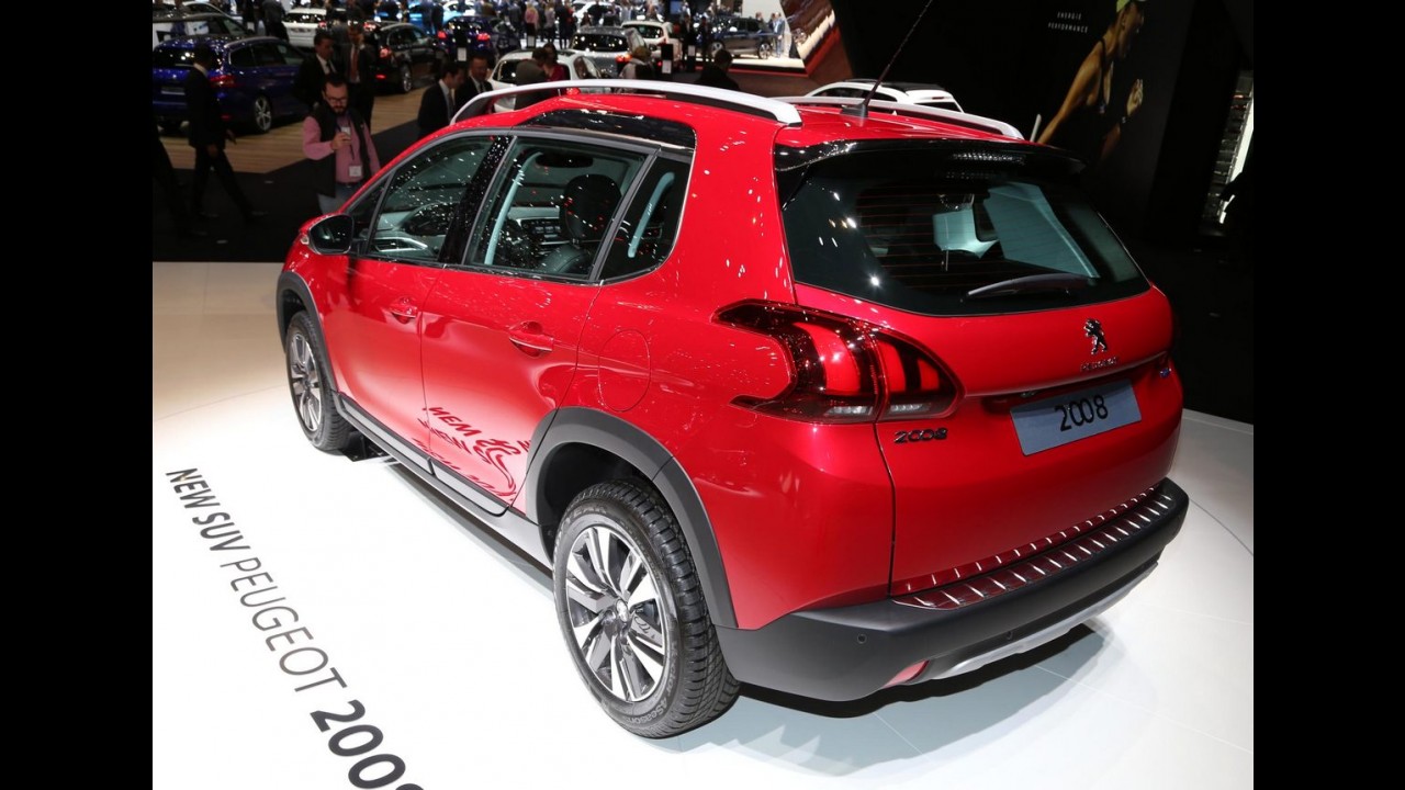 Com retoque no visual e motor 1.2, Peugeot 2008 é apresentado em Genebra - fotos