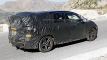 2015 Ford S-Max spy photo