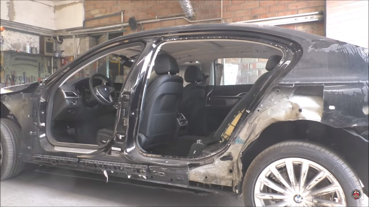 BMW 7 Series body repair