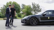 Mark Webber Porsche Mission E test sürüşü