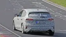 Ford Focus hot version prototype spy photo