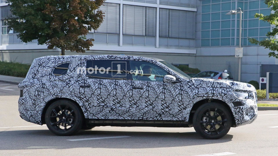 2019 Mercedes-Benz GLS spy photo