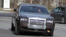 2011 Rolls-Royce Ghost EWB spy photos - 11.09.2010