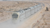 Bentley Continental, la gara contro il treno