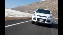Guidare sulla neve: ecco le tecniche 
