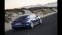 Nuova Porsche Panamera 4 E-Hybrid