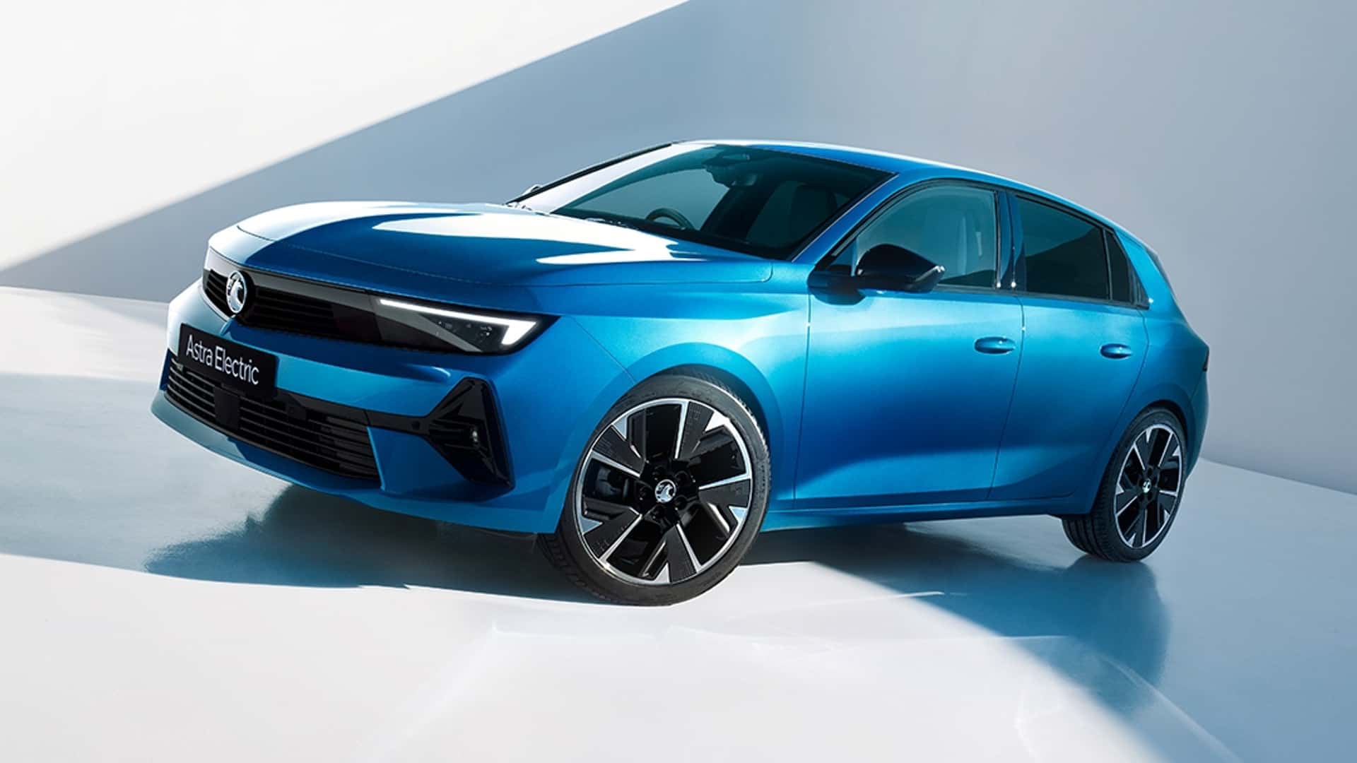 Vauxhall Astra EV £2,800 cheaper thanks to new special edition model