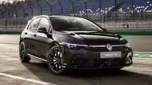 Volkswagen Golf R, la vista di tre quarti anteriore
