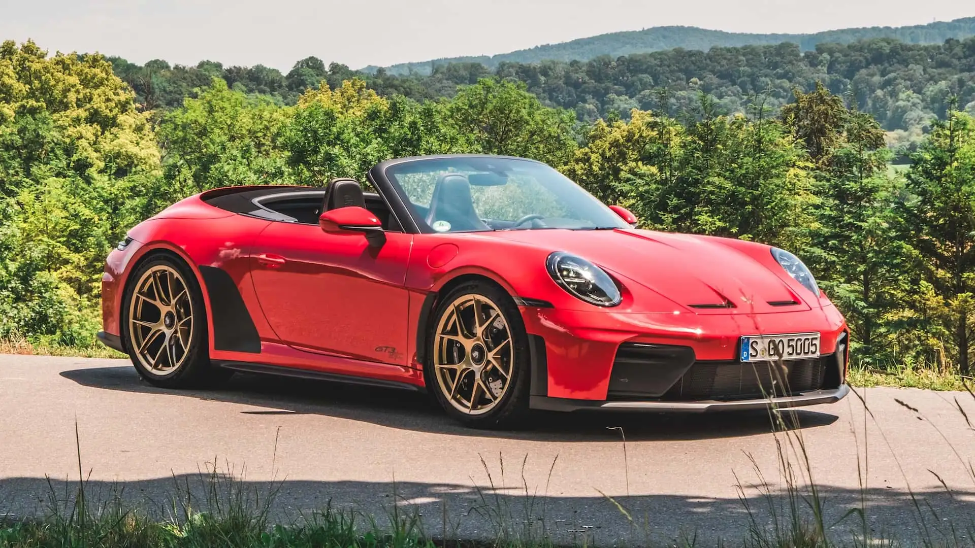 https://cdn.motor1.com/images/mgl/Qe78GZ/s1/2027-porsche-911-gt3-s-c-first-drive-review.webp