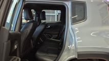 M1 nas lojas: Jeep Renegade 1.3 T270 MHEV Longitude 2027 