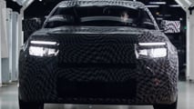 Jeep Avenger já monta unidades de teste na fábrica de Porto Real (RJ)