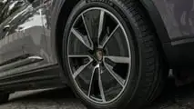 Porsche Macan 4 EV (BR)