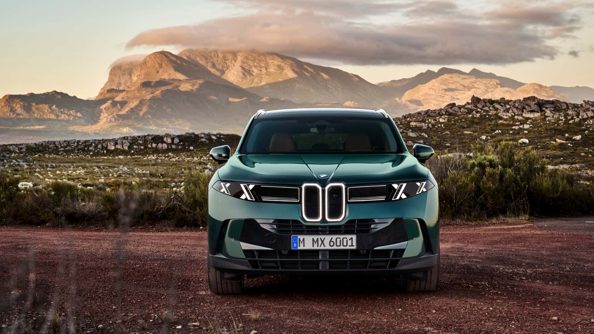 https://cdn.motor1.com/images/mgl/Qe7oxY/s1/2027-bmw-x5-40.jpg