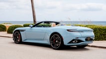 Aston Martin DB12 Volante Palm Beach Edition
