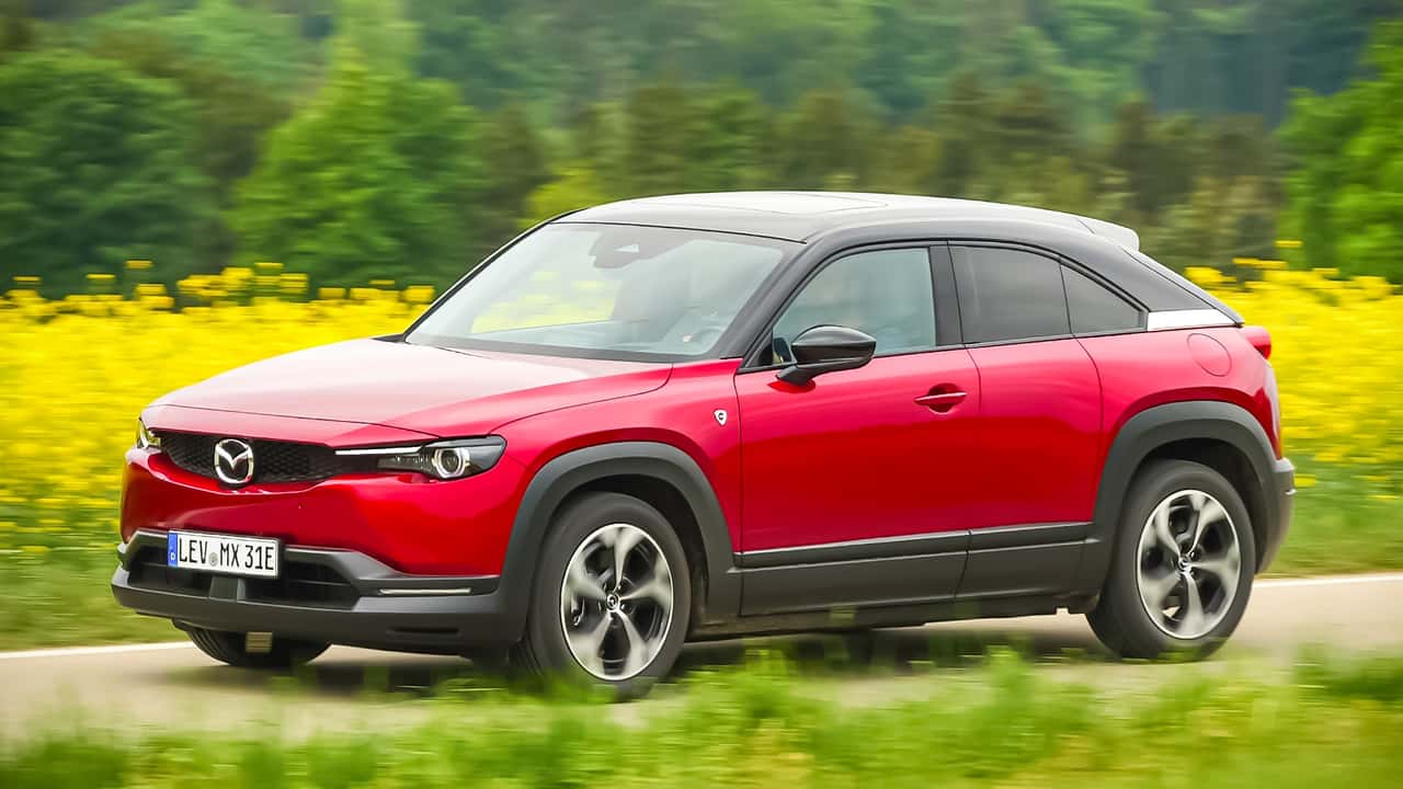 Mazda MX-30 e-Skyactiv R-EV (2025) im Test