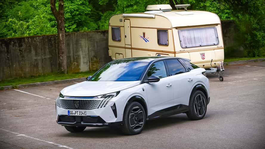 Peugeot E-3008 210 (2025) im Dauertest: Design trifft Alltag