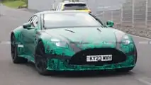 Aston Martin Vantage Casus Fotoğrafları