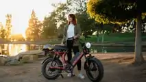 Juiced Bikes Unveils New Scorpion X2 Moped-Style E-Bike
